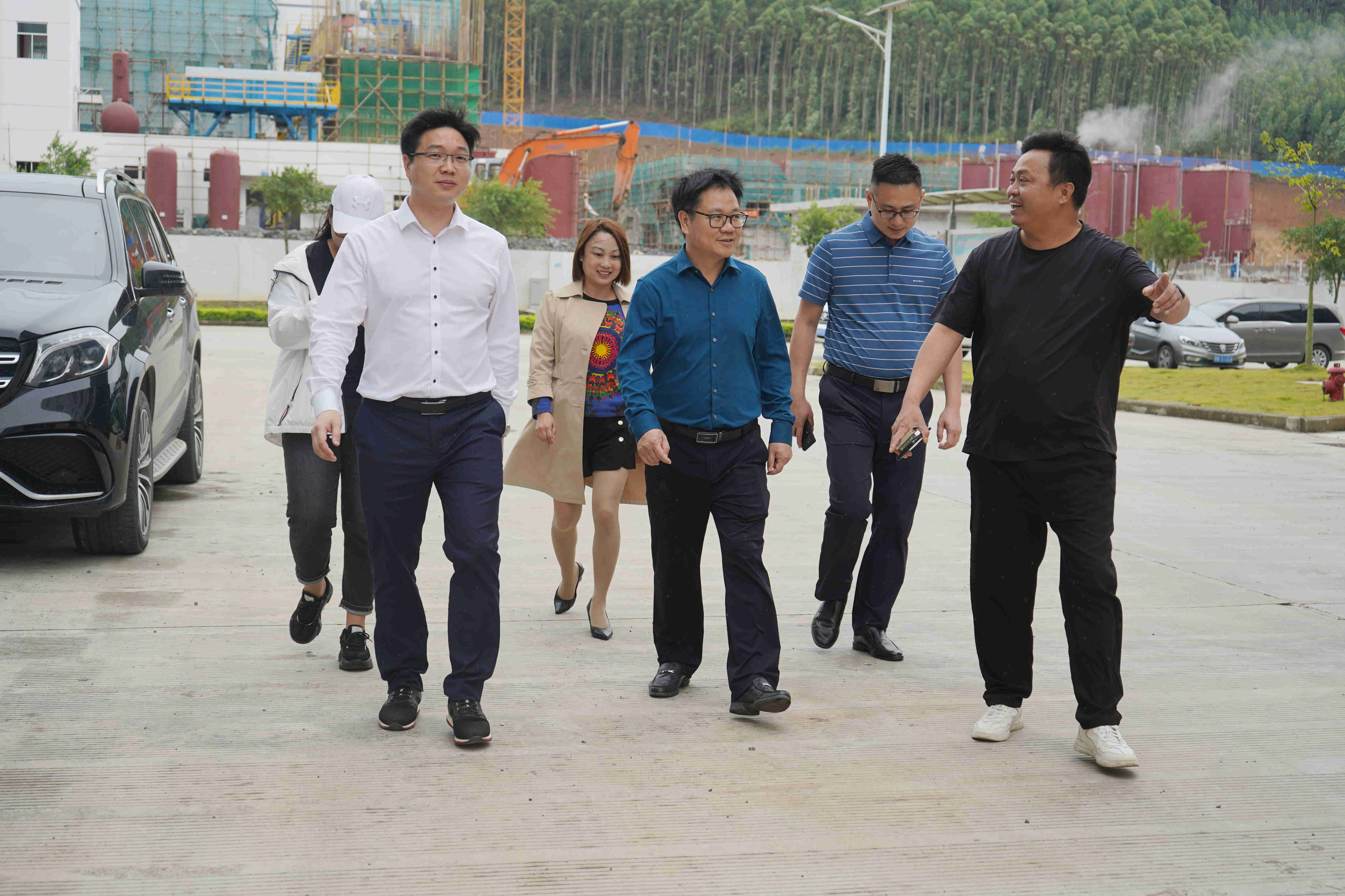 广西贺州旺高工业区到柳州市考察塑胶、环保企业