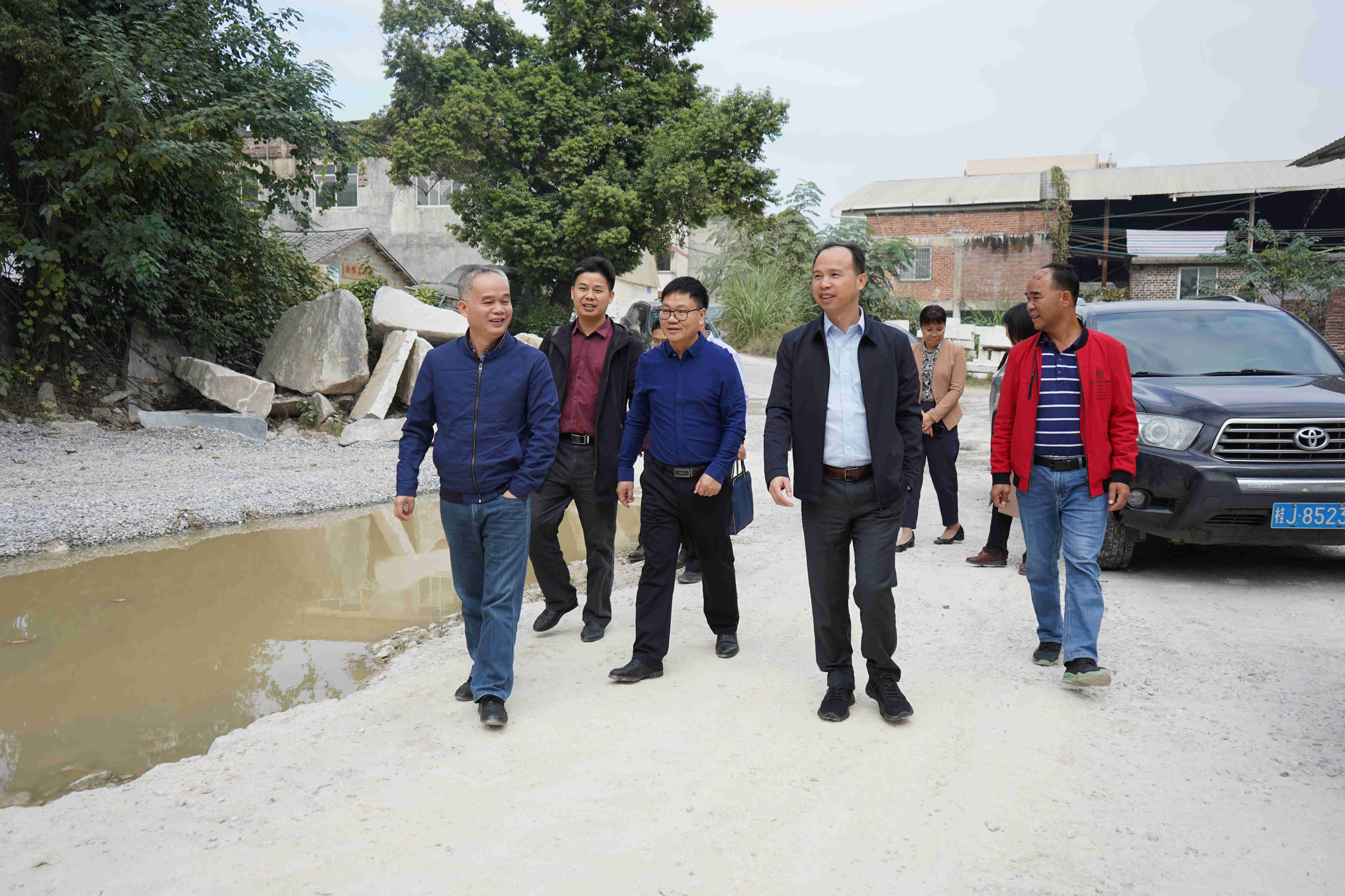 以整治促发展提质量,广西贺州市人民政府副市长刘洪军深入碳酸钙企业调研